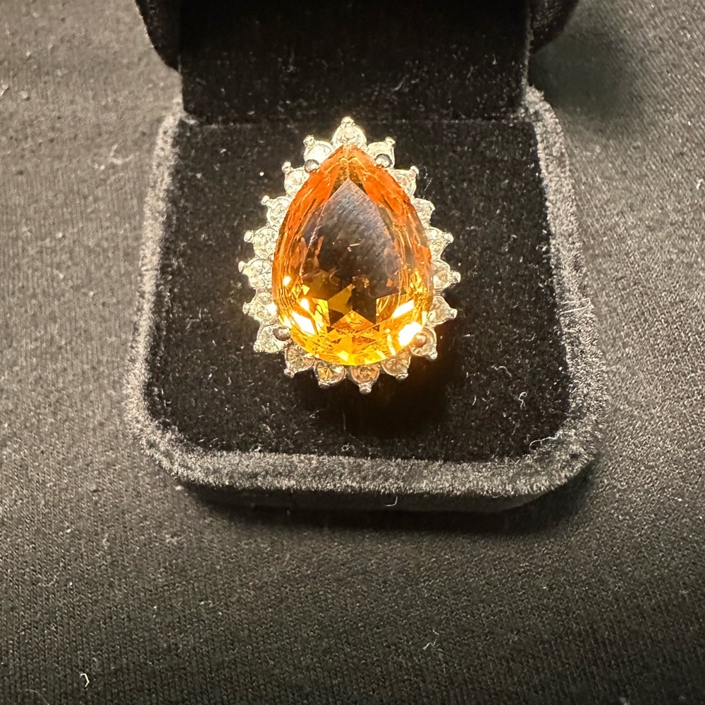 Pear-Shaped Orange Gemstone Halo Ring